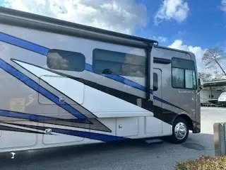 2025 Thor Motor Coach Luminate Motorized Class A