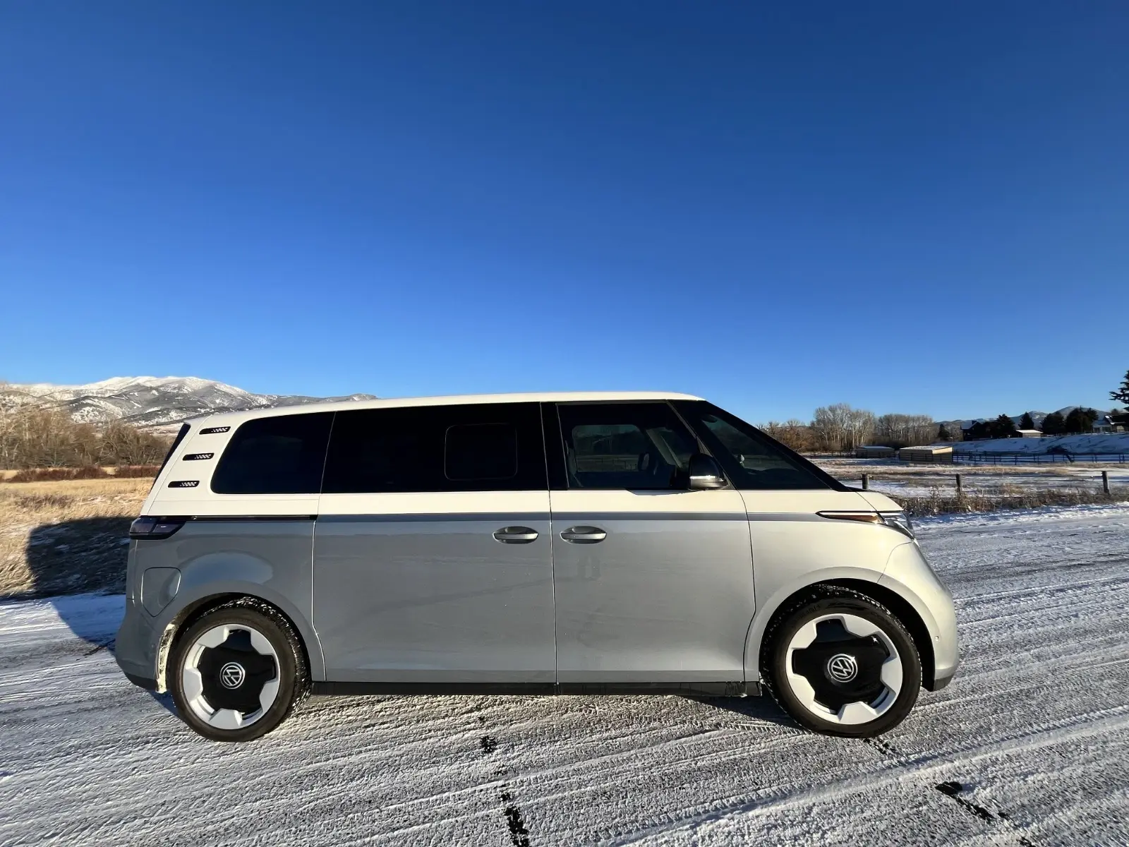 2025 Volkswagen 2025 Volkswagen ID.Buzz pro S plus 4Motion