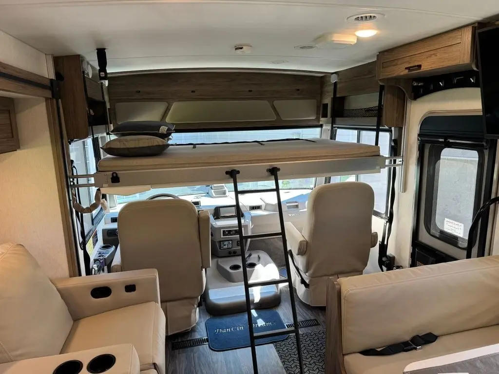 2025 Winnebago Vista Class A Motorhome