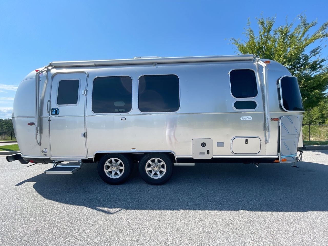 2026 Airstream Flying Cloud