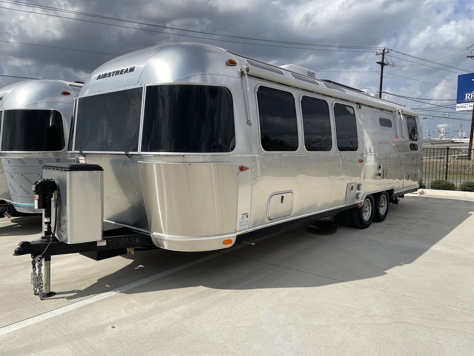 2026 Airstream Globetrotter