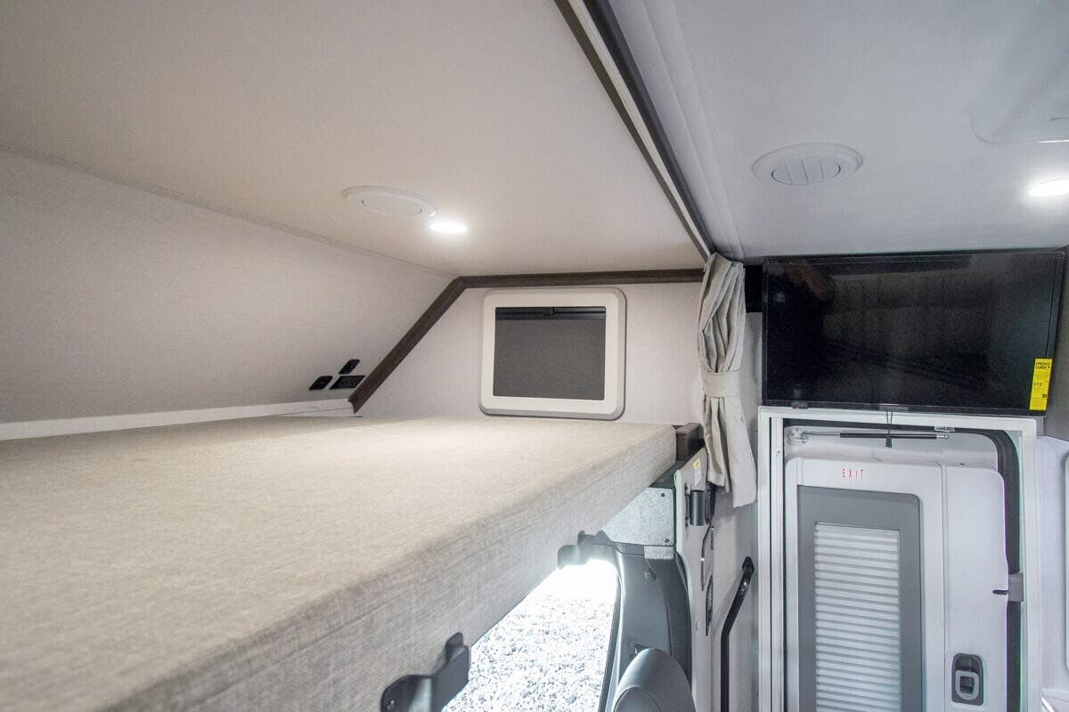 2026 Dynamax Isata 3