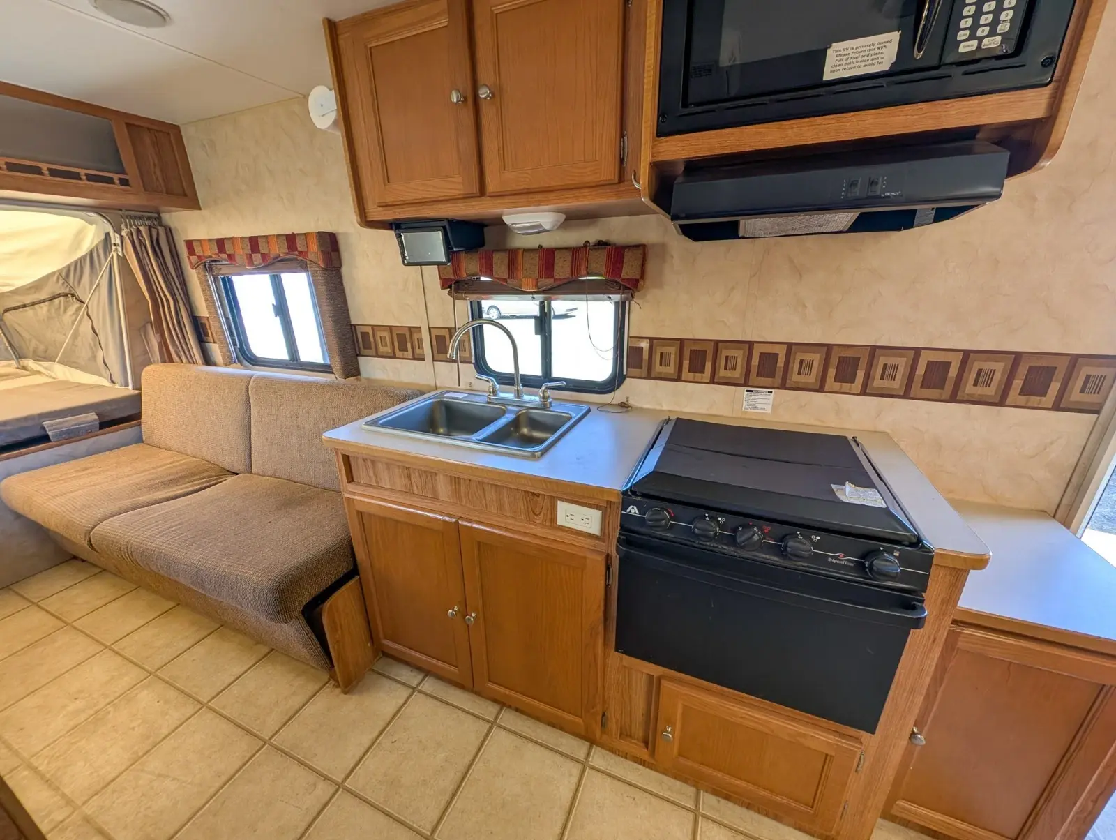 2011 Nash 42T Destination Trailer