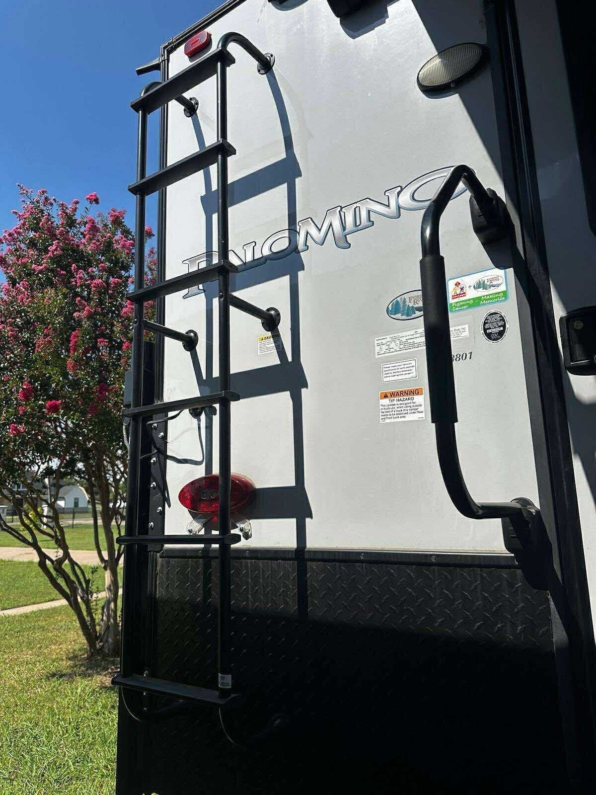 2023 Palomino 8801 Palomino Truck Camper