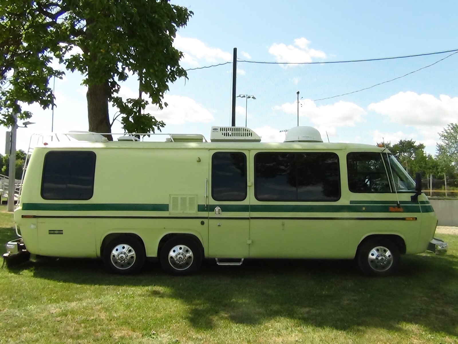 1977 Frosted Mint Green GMC Motorhome Class A Motorhome