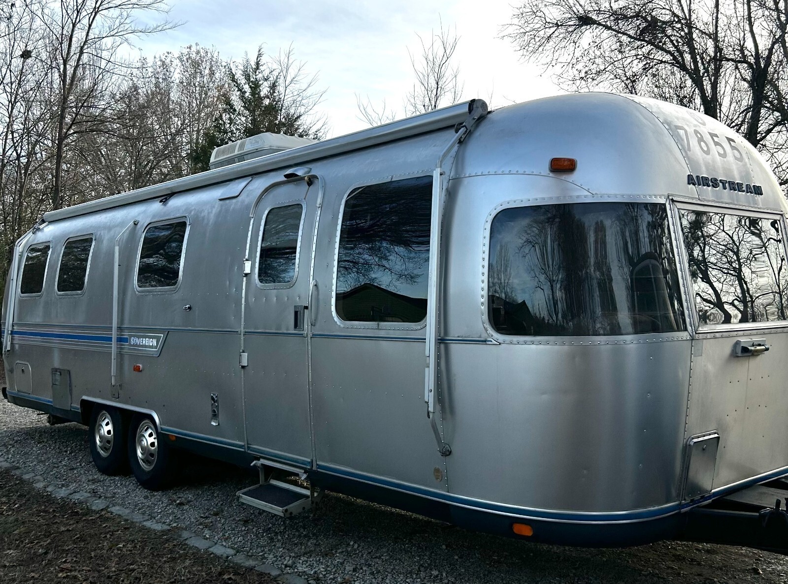 1984 Airstream Sovereign Bumper Pull Travel Trailer