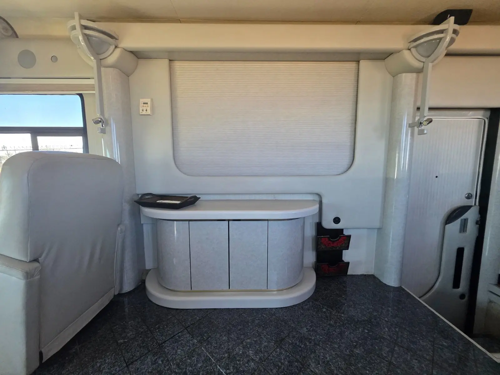 1996 Newell Model 450