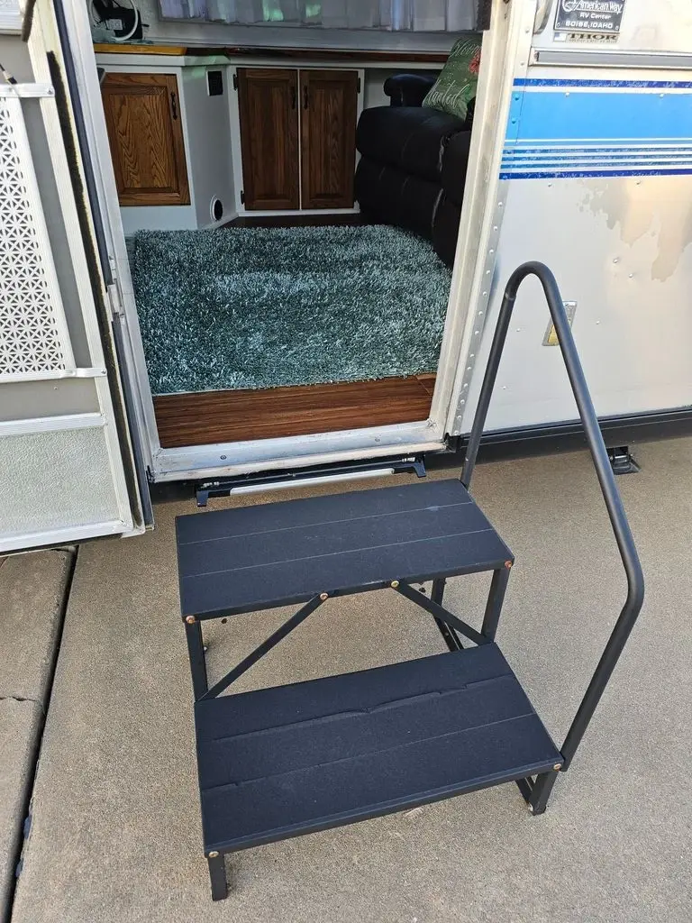 1998 Airstream Excella Travel Trailer