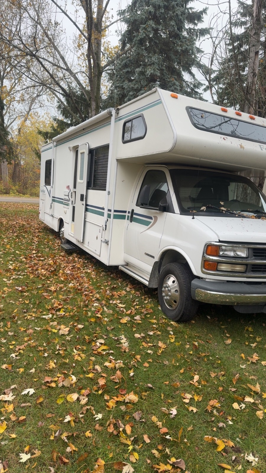 2000 Four Winds 2000 28a four winds 5000 28a class c chevy 5000