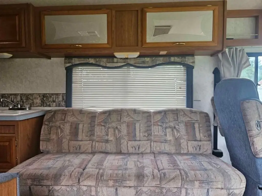 2002 Fleetwood Fiesta Class A Motorhome