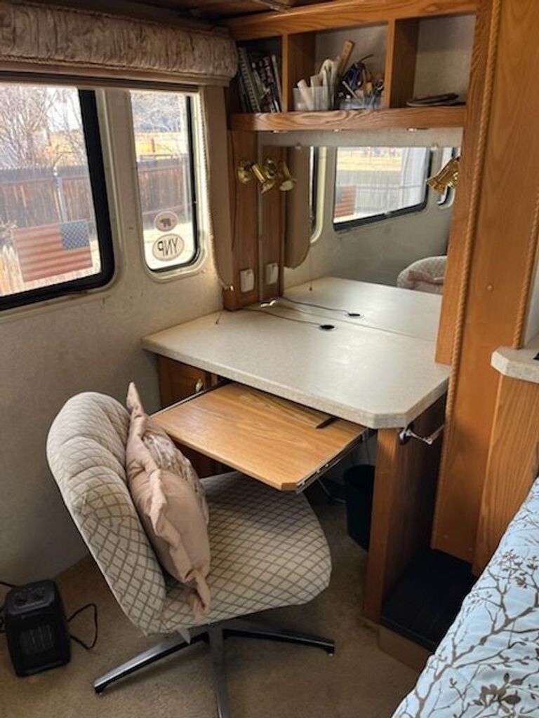 2003 Gulf Stream Sun Voyager Class A Motorhome