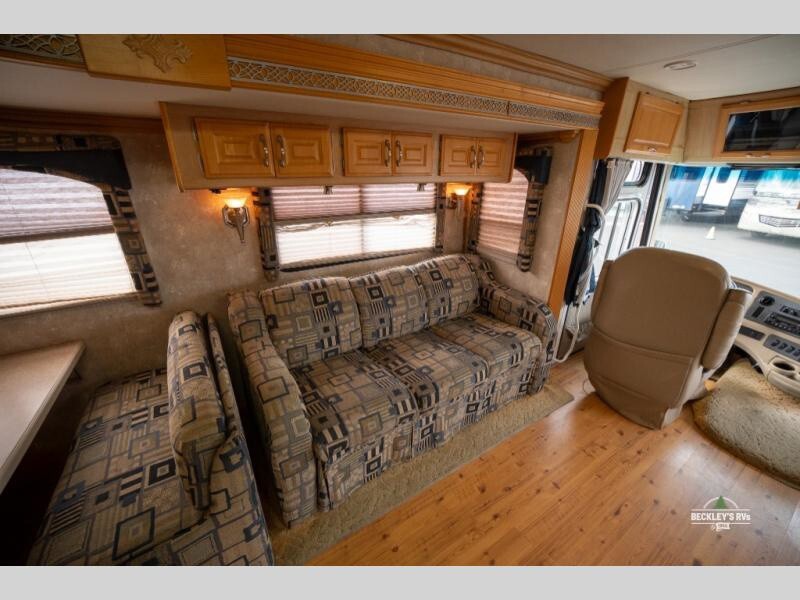 2004 Coachmen Santara Motorized Class A
