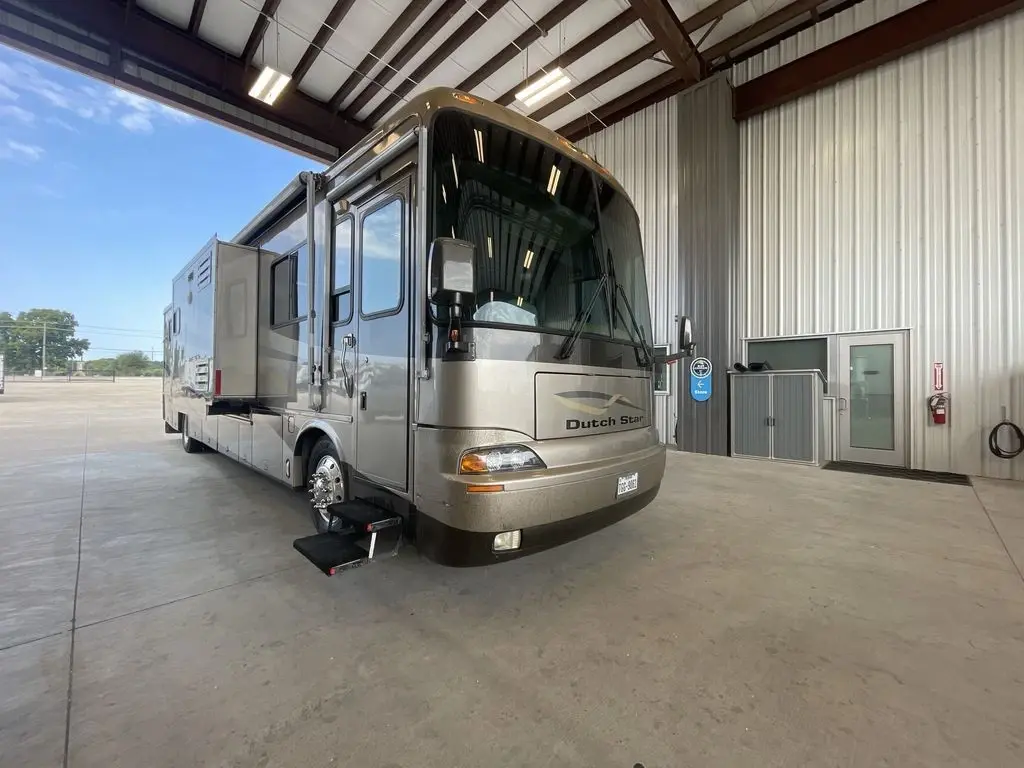 2004 Newmar DUTCHSTAR