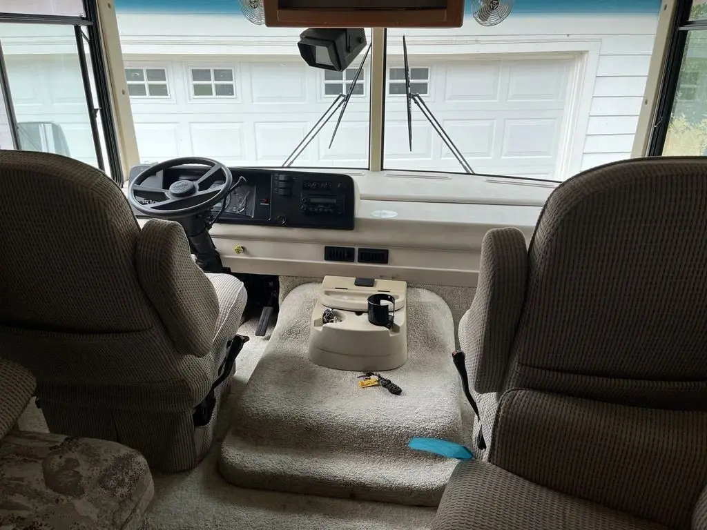 2004 Winnebago Sightseer Class A Motorhome