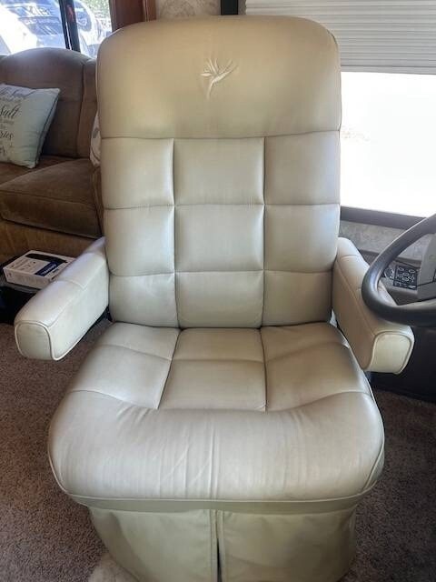 2005 National Tropical Motorized Class A