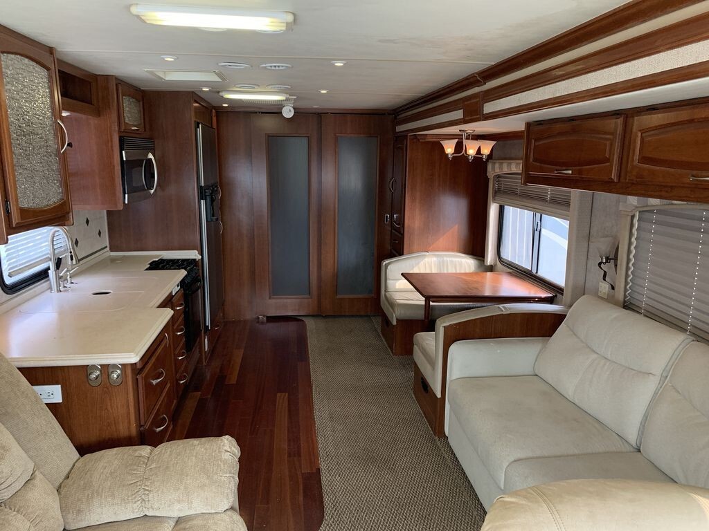 2006 Fleetwood EXCURSION