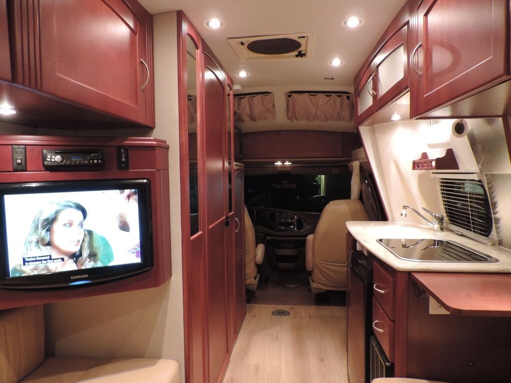 2008 Pleasure-Way Excel Class B Motorhome