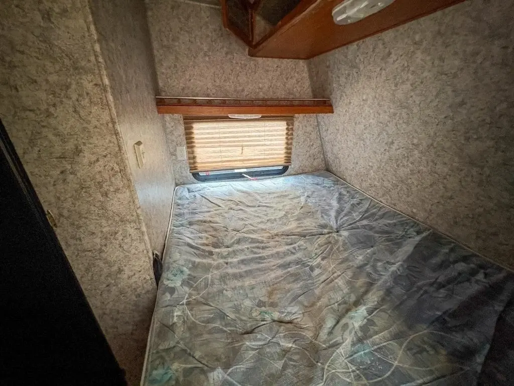 2009 WILDWOOD 27 FBSRV Toy Hauler - Travel Trailer
