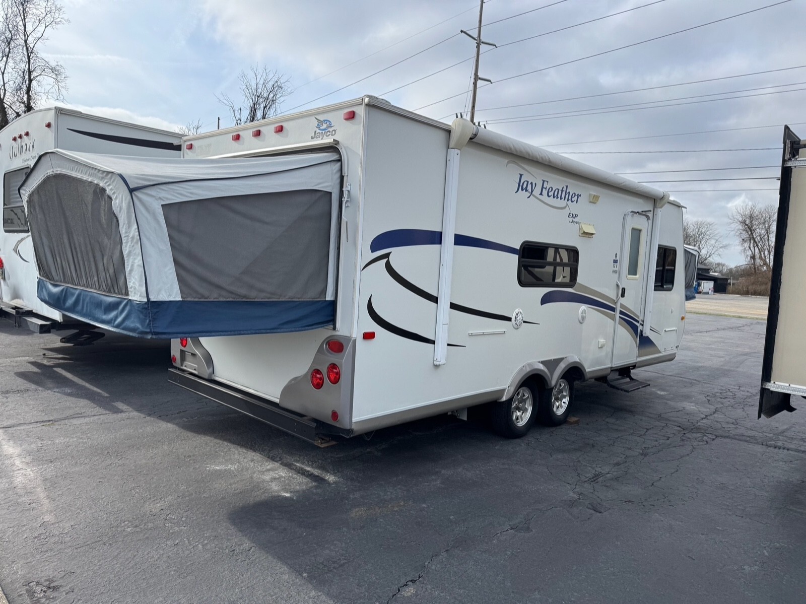 2010 Jayco JAY FEATHER EXP 23B TRAVEL TRAILER