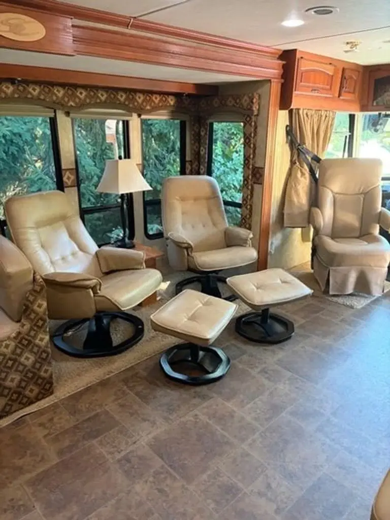 2011 Coachmen Sportscoach Class A Motorhome