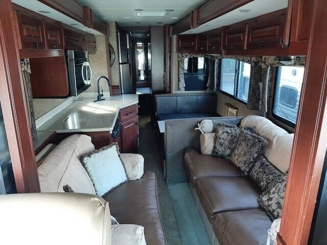 2013 Forest River Berkshire Motorized Class A