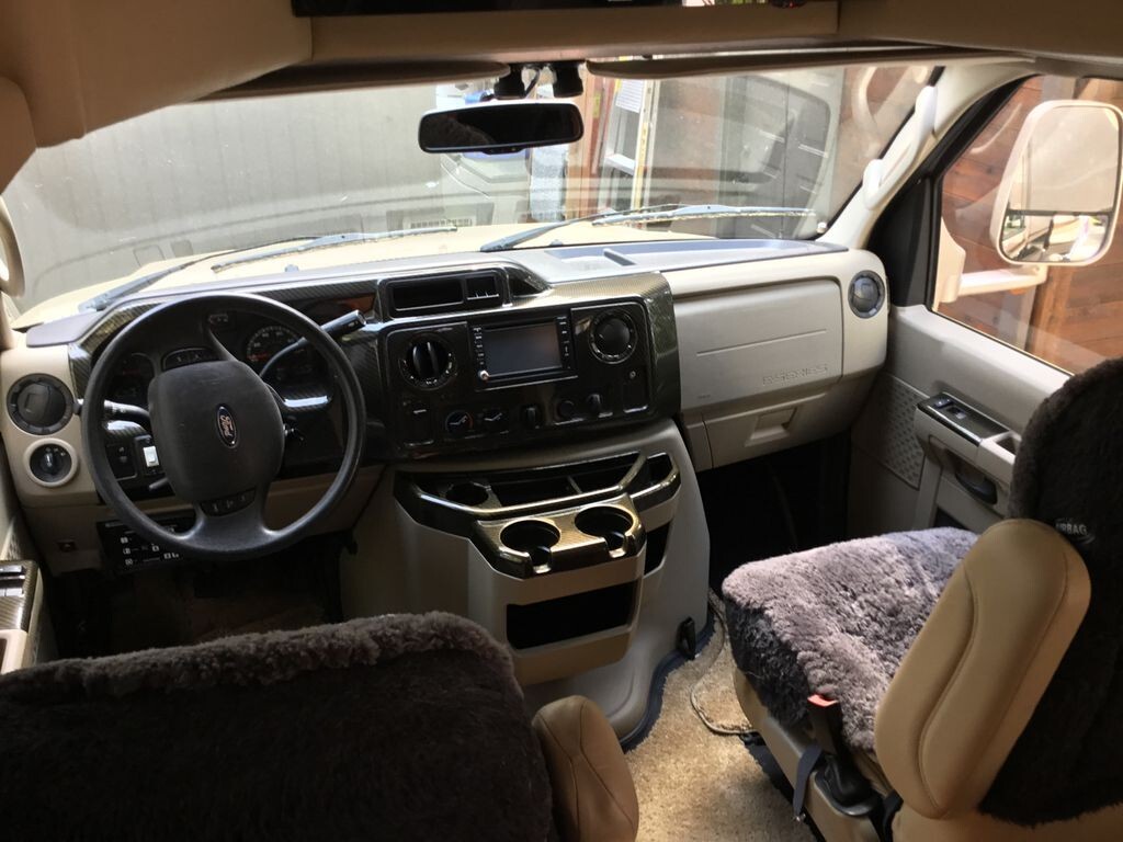 2014 Phoenix Cruiser Motorhome Class B Motorhome