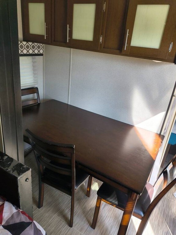 2014 Prime Time Manufacturing Tracer Breeze Travel Trailer