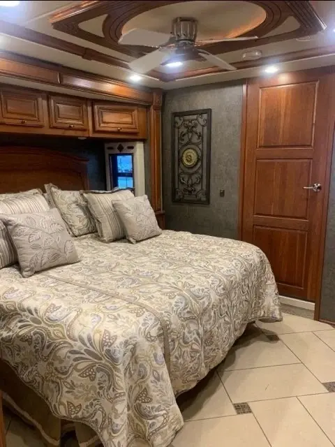2014 Winnebago Tour Motorized Class A
