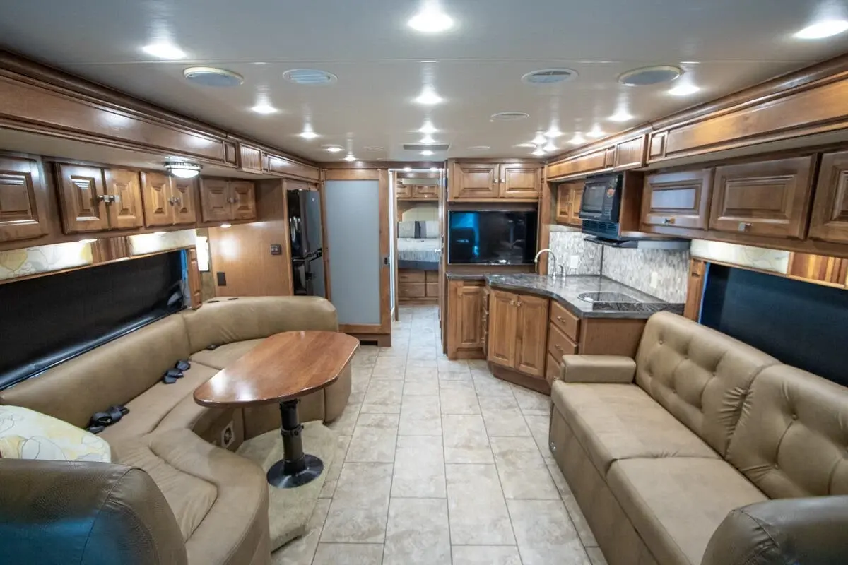 2015 Tiffin Motorhomes Allegro Breeze