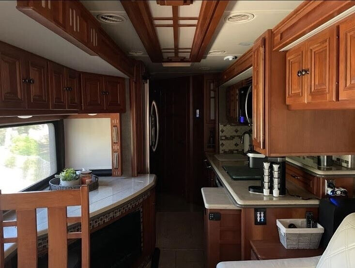 2015 Winnebago Tour Motorized Class A