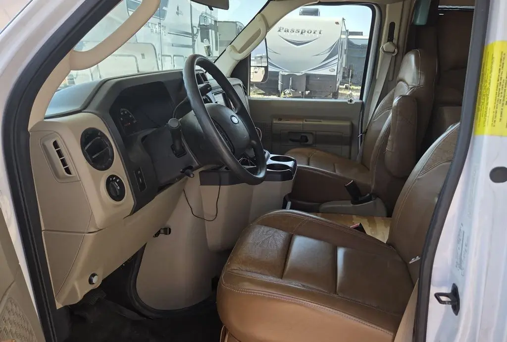 2016 Jayco Greyhawk Class C Motorhome