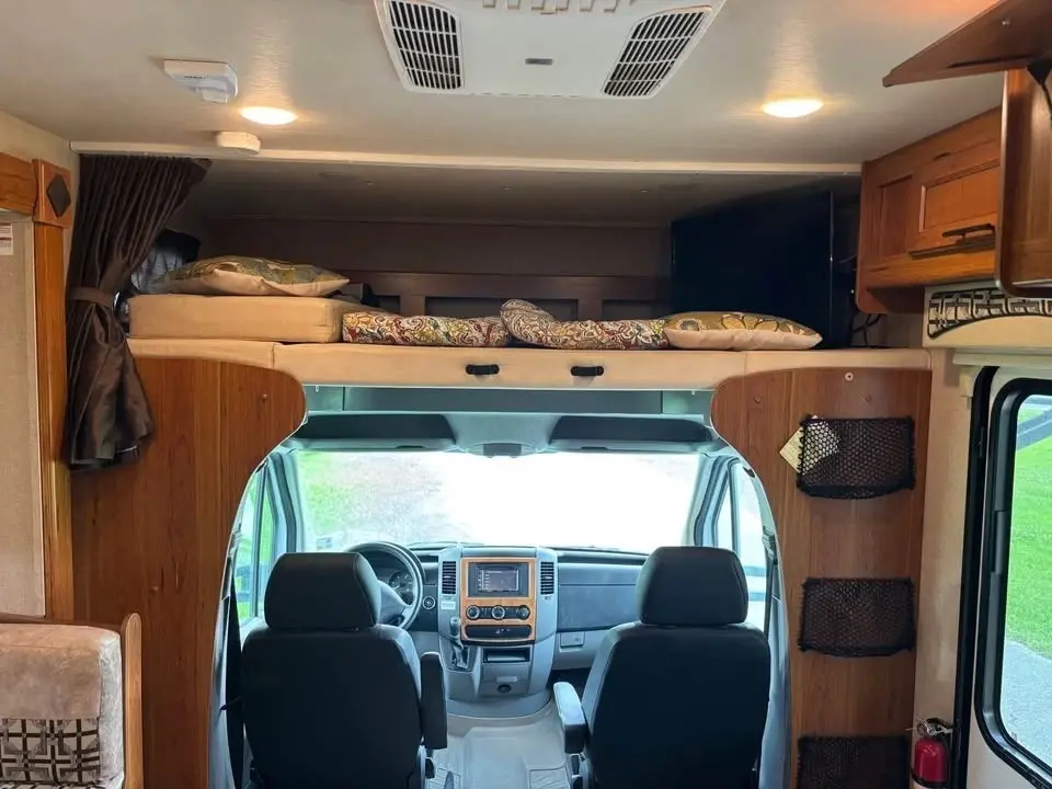 2016 Jayco Melbourne Motorized Class C