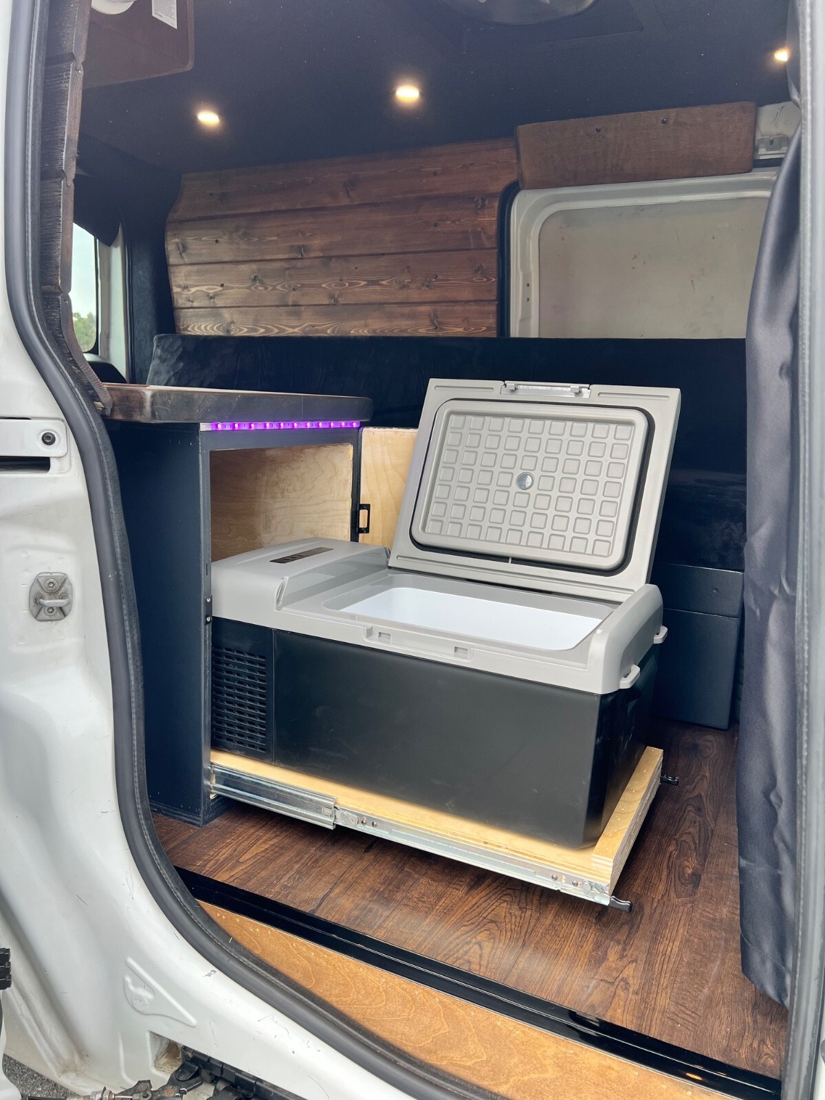2017 Dodge Ram Promaster camper van