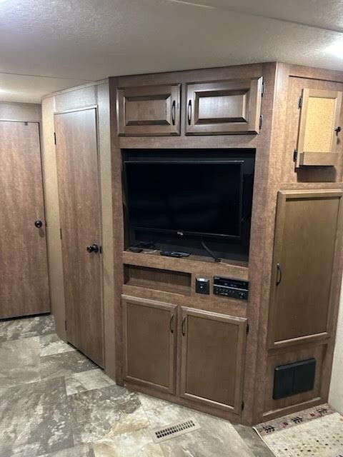 2017 Starcraft Autumn Ridge Grand Touring Travel Trailer