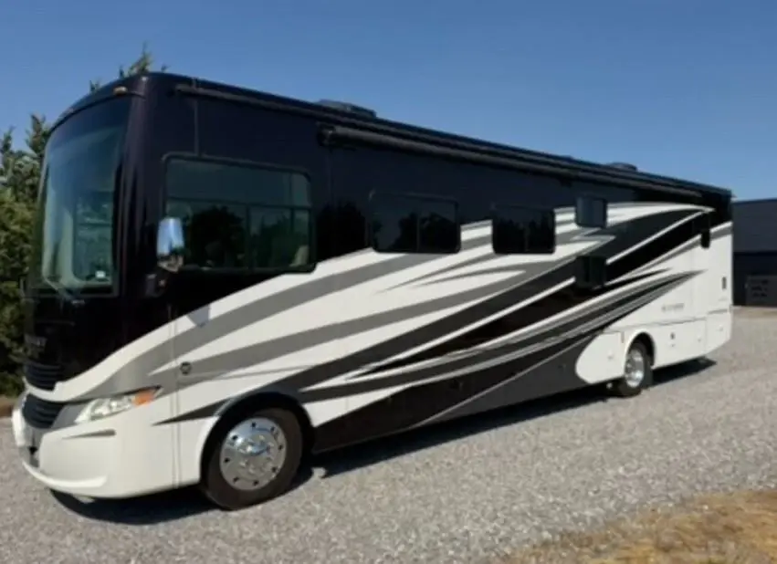 2017 Tiffin Motorhomes Allegro Motorized Class A
