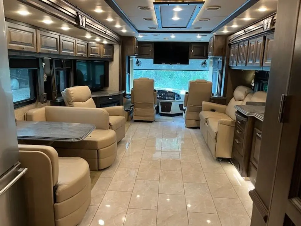 2017 Tiffin Motorhomes Phaeton Class A Motorhome