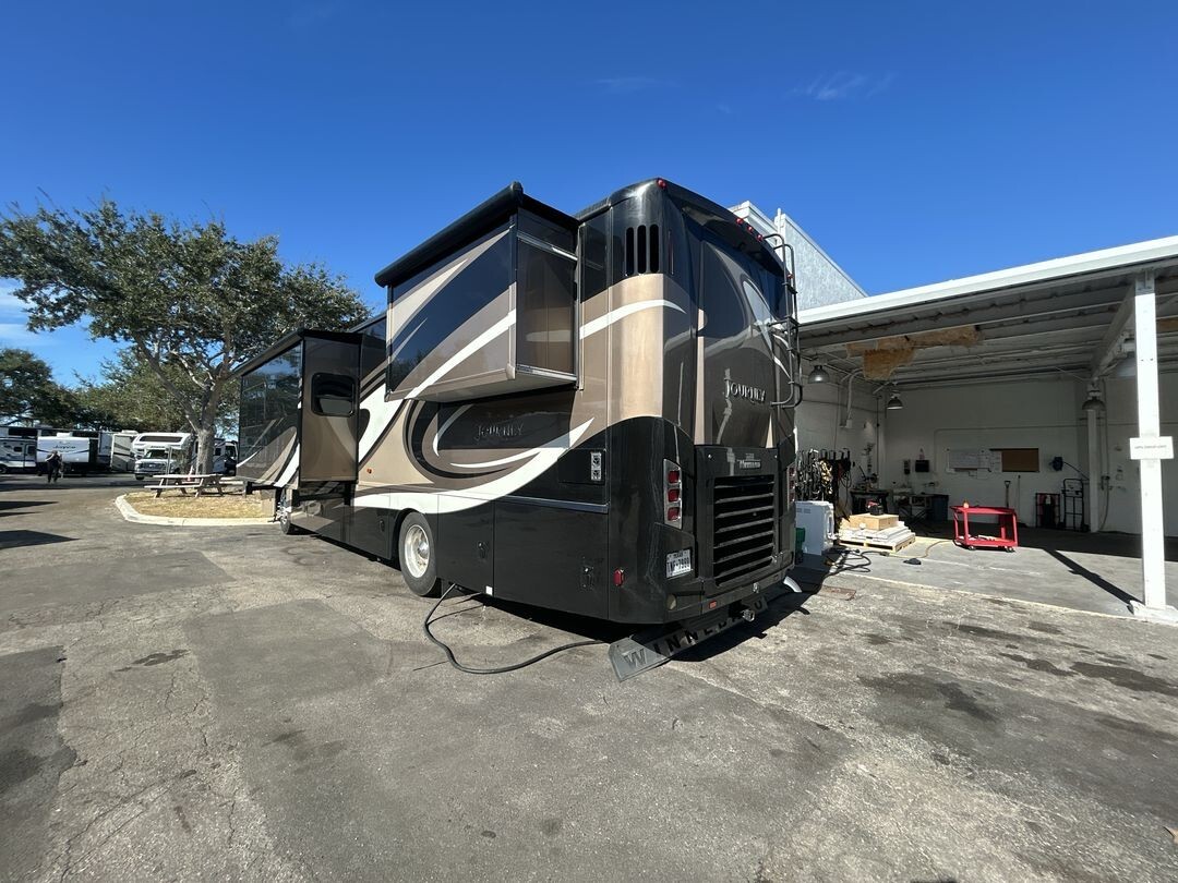 2017 Winnebago Journey