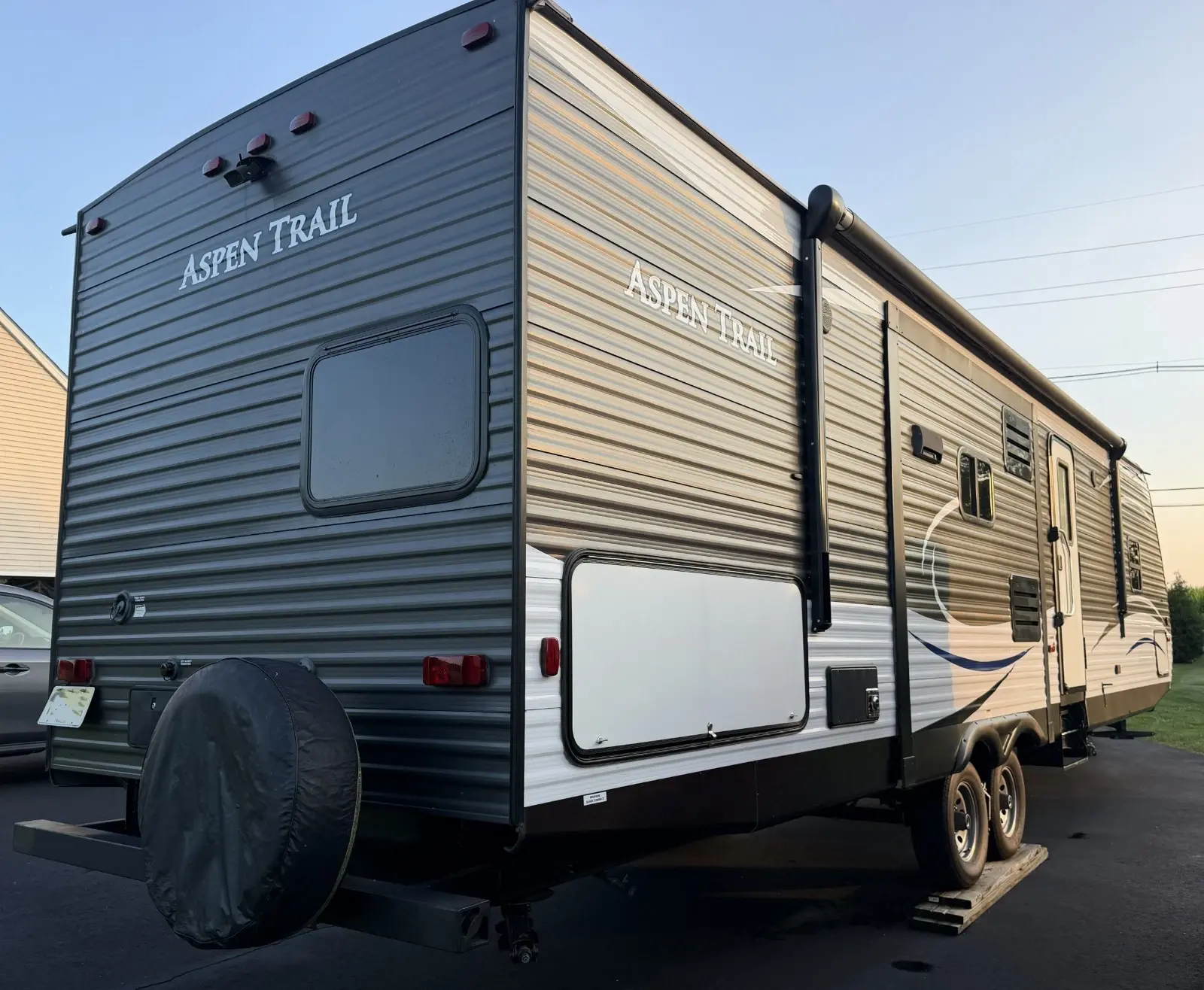 2018 Dutchmen Aspen Trail Travel Trailer