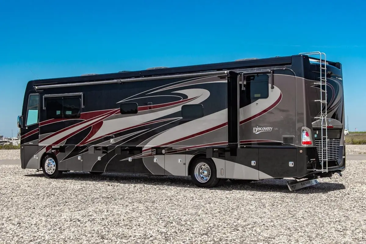 2018 Fleetwood Discovery LXE