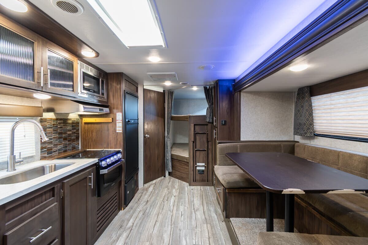 2018 Forest River Cherokee Grey Wolf