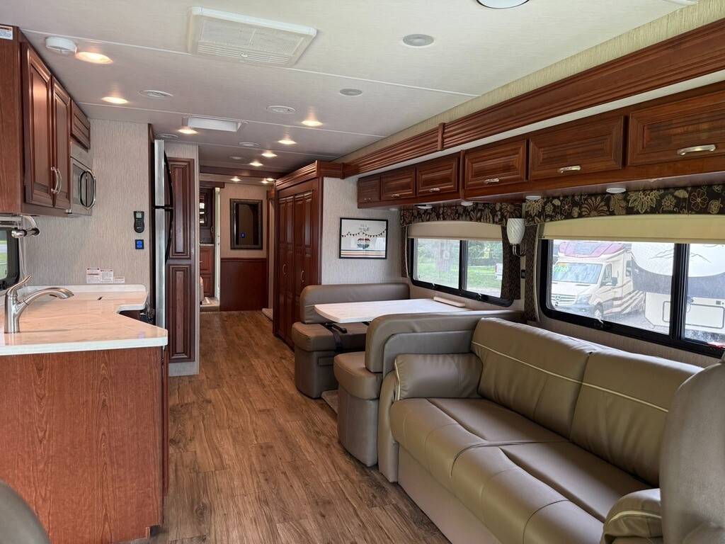 2018 Forest River Legacy SR 340 Motorized Class A