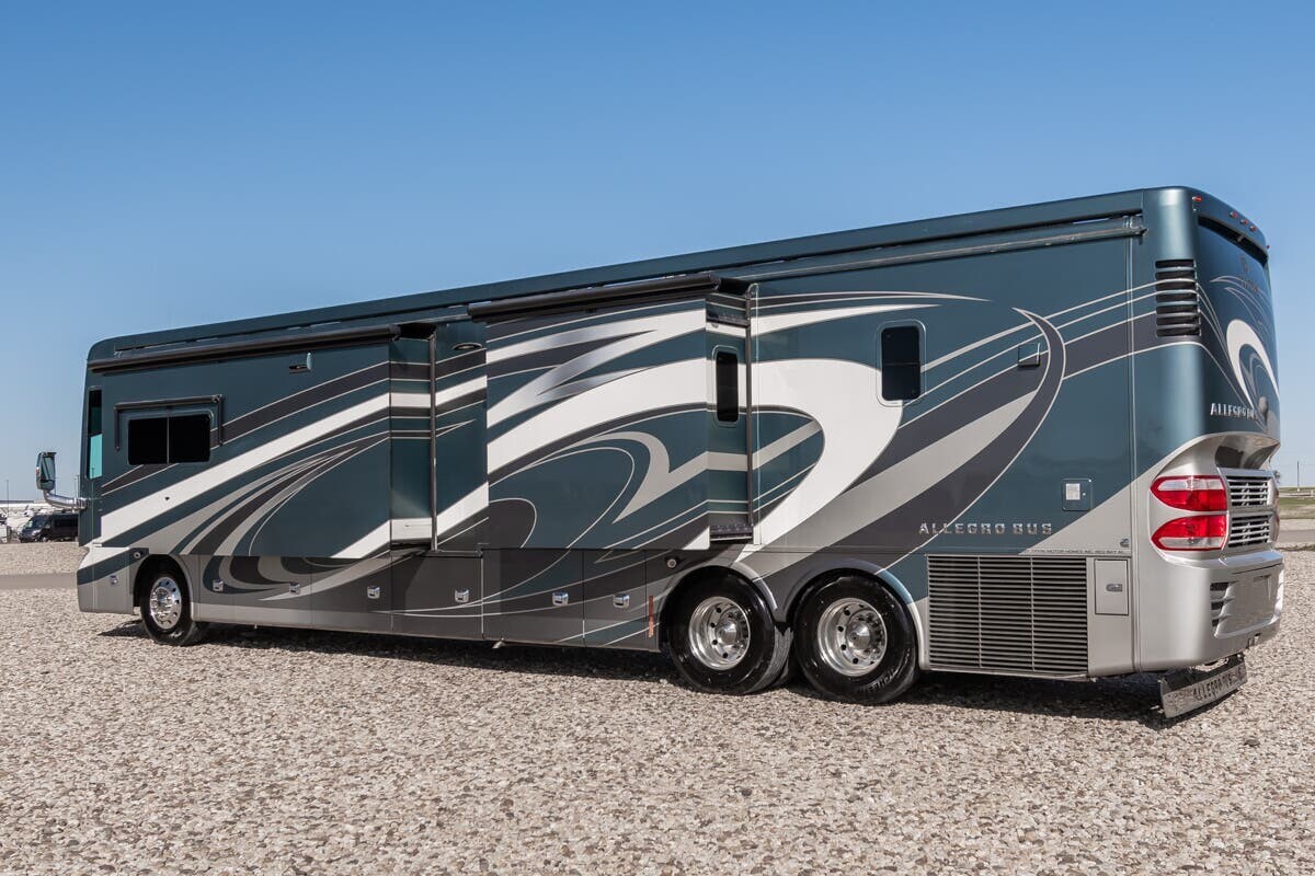 2018 Tiffin Motorhomes Allegro Bus