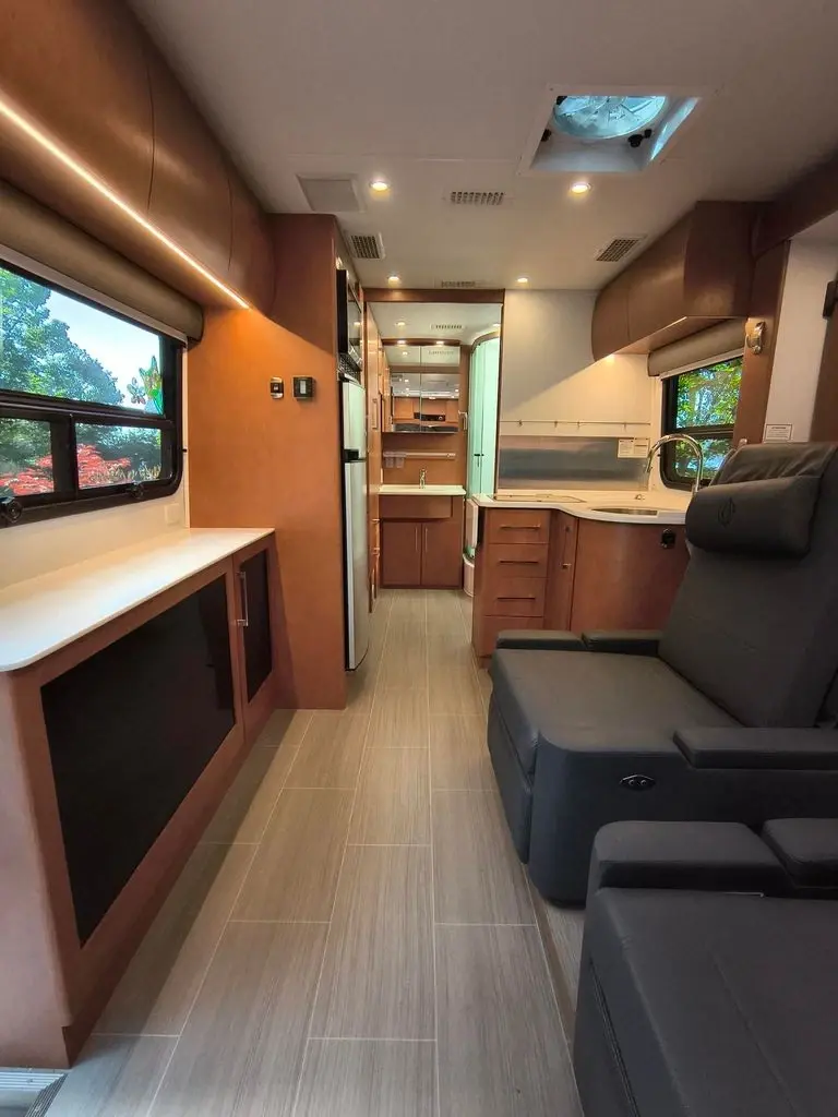 2019 Leisure Travel Van Unity Class C Motorhome