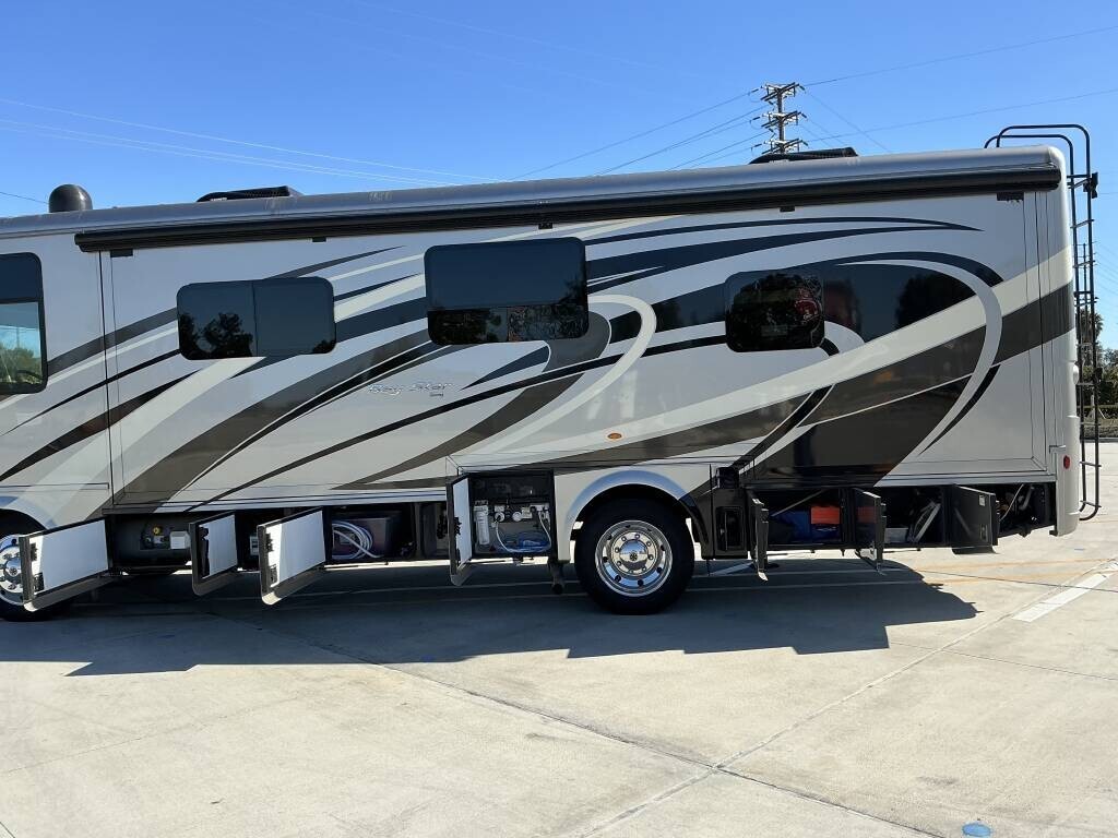 2019 Newmar BAY STAR 3124