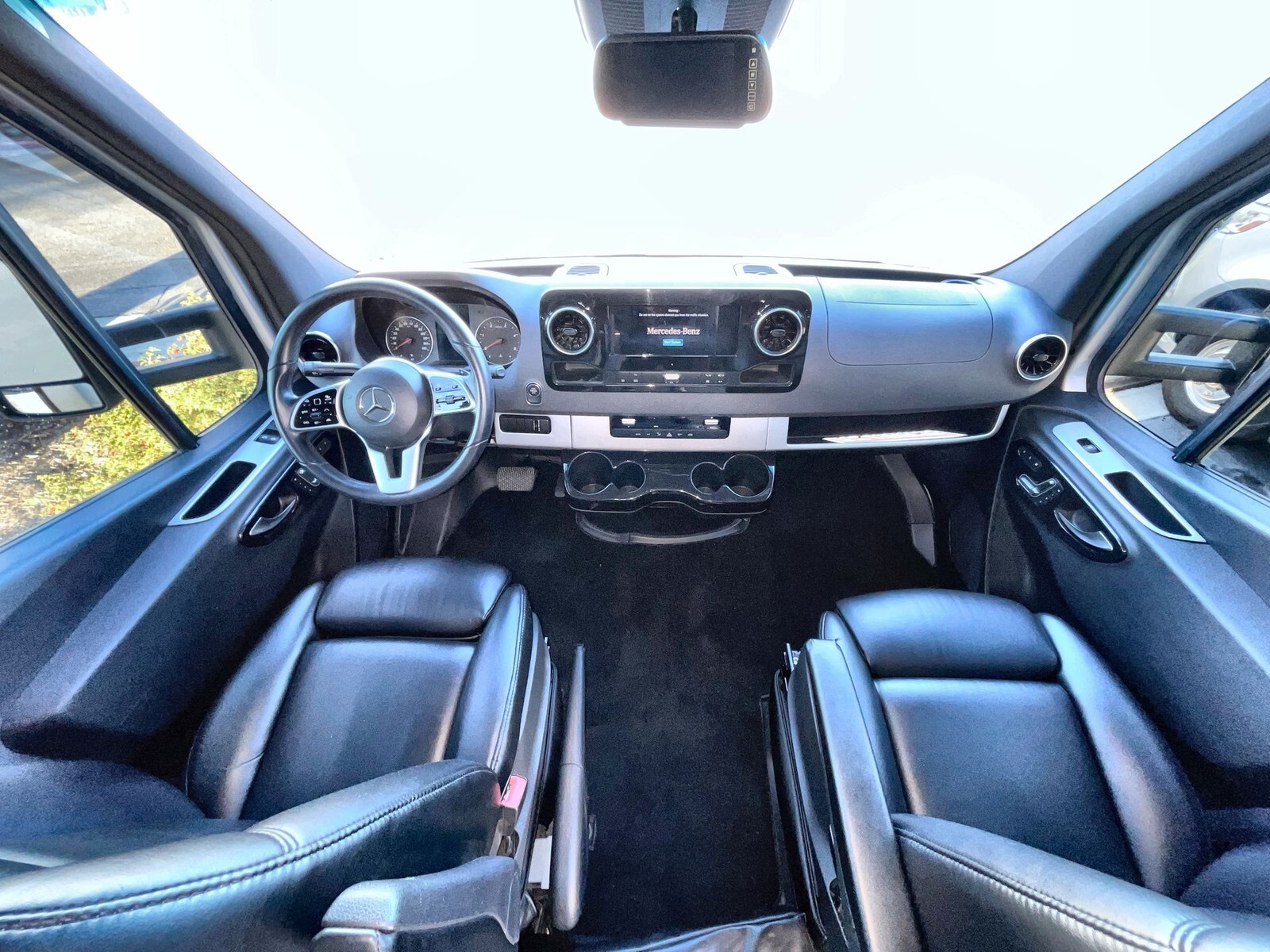 2020 Airstream Atlas