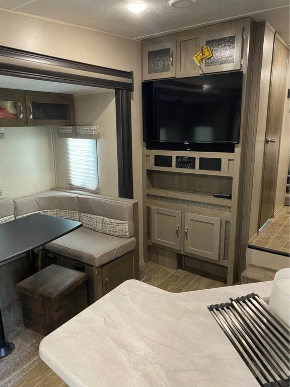 2020 Palomino Puma Fifth Wheel