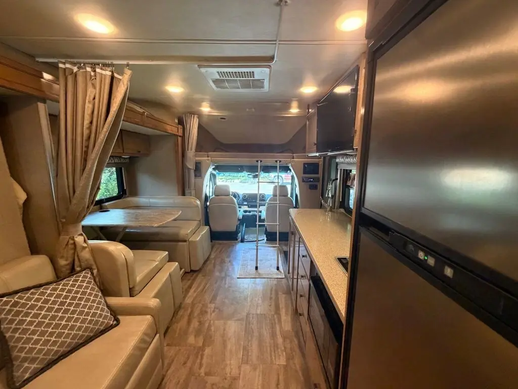 2020 Thor Motor Coach Synergy Class C Motorhome
