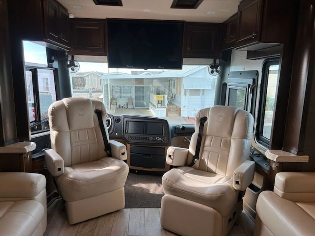 2020 Tiffin Motorhomes Allegro Bus Class A Motorhome