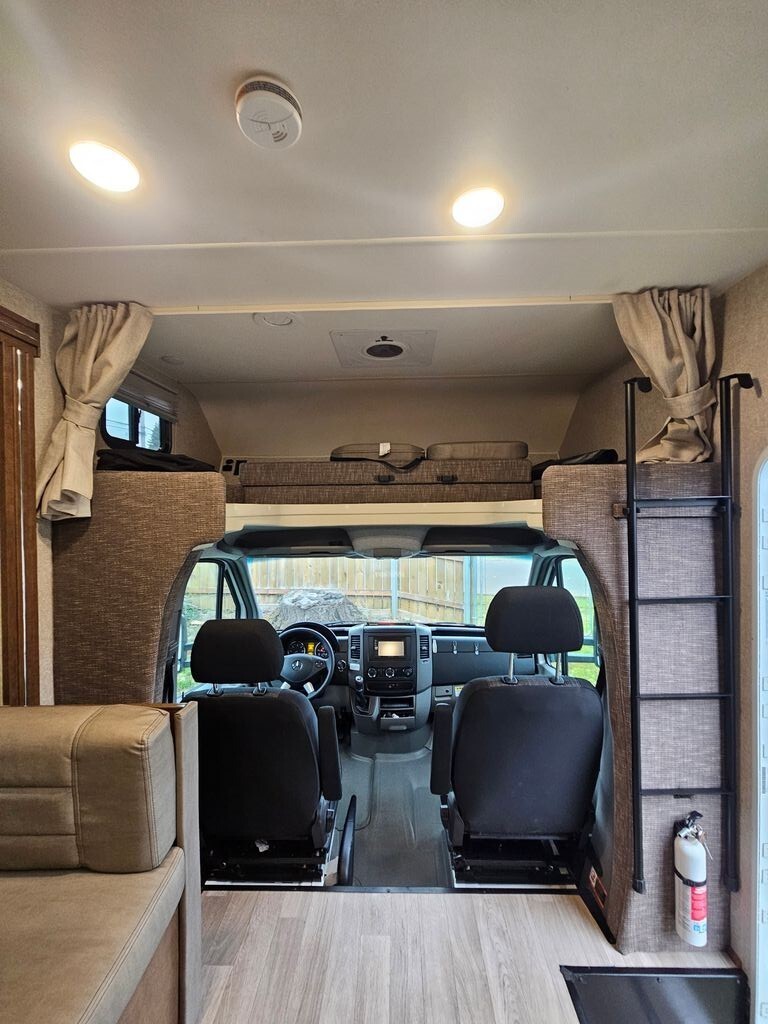 2020 Winnebago Porto Class C Motorhome