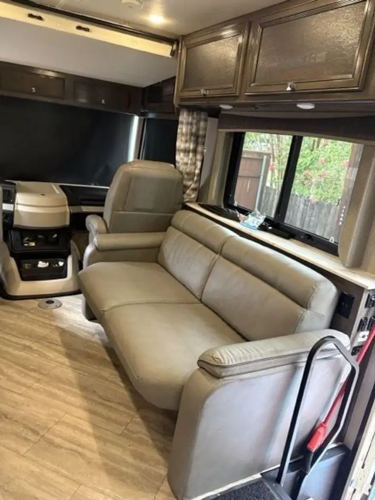 2021 Holiday Rambler Invicta Class A Motorhome